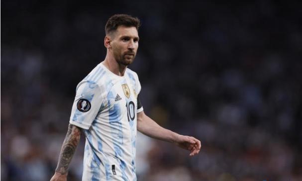 中国邮政集团有限公司董事长一行到低空厂家飞鹏公司考察调研